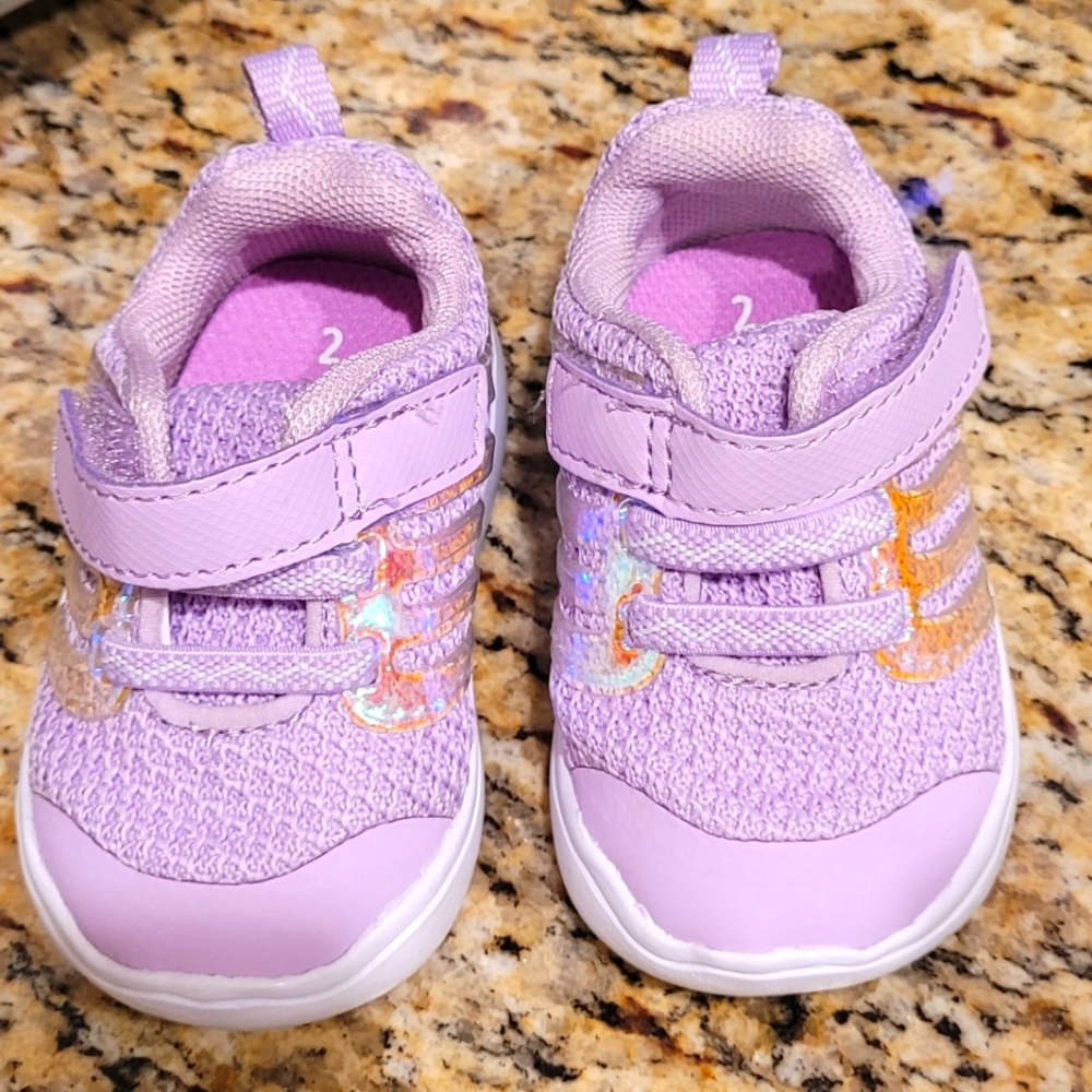 TODDLER SNEAKERS